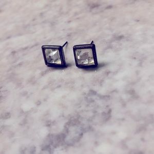 Square shaped stud earrings